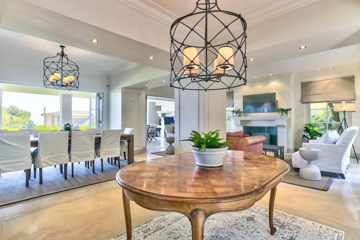 Lush Family Home In Prestigious Area Cidade Do Cabo Exterior foto